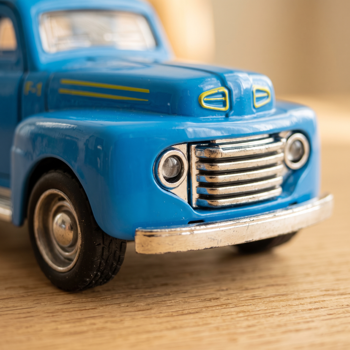 Pick up vintage 1:36 - détail calandre