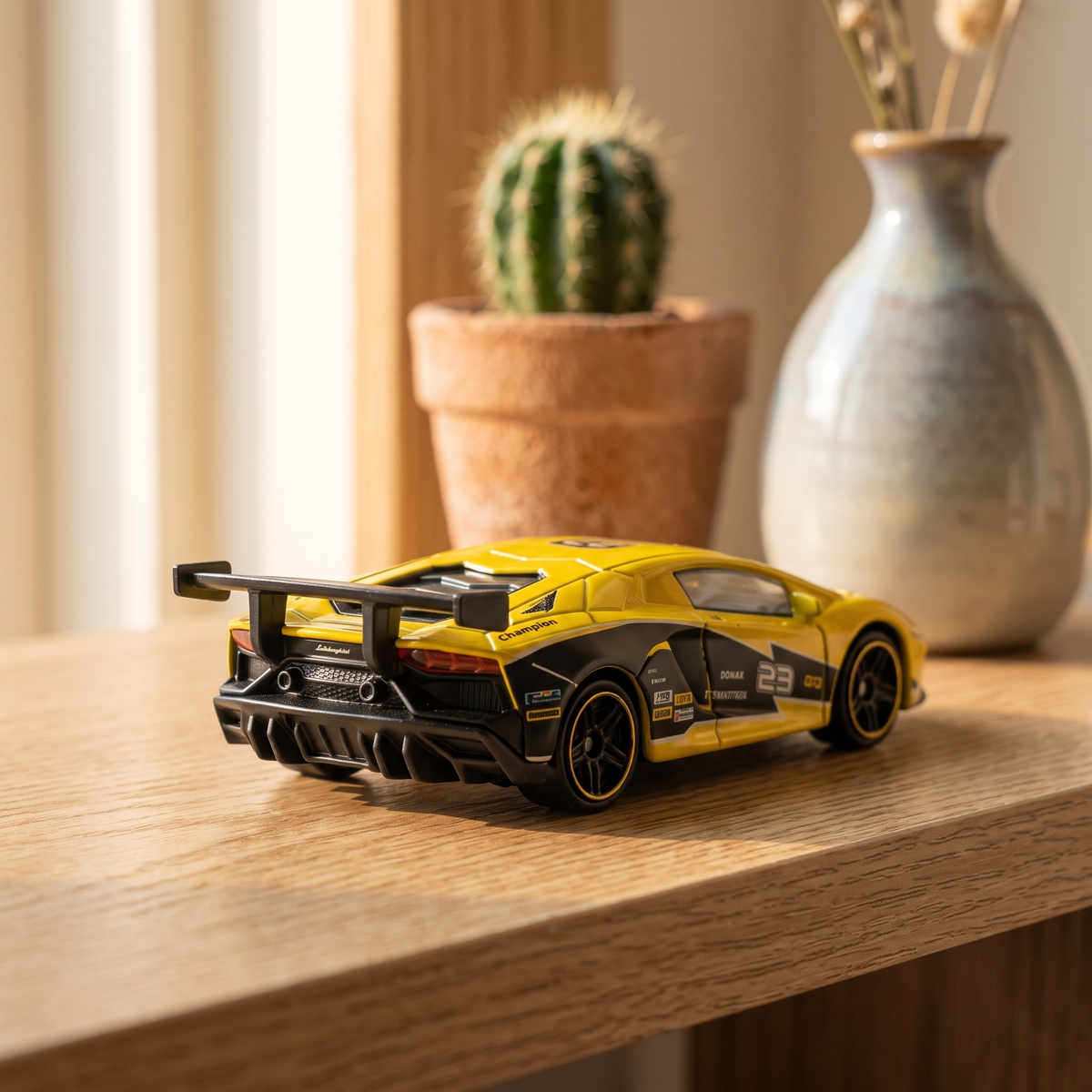 Lamborghini Aventador SVJ 1/64 - vue arrière