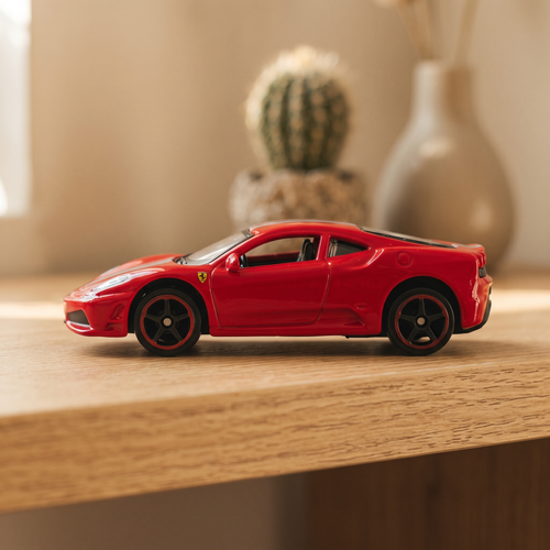 Ferrari 430 Scuderia 1:64 - profil