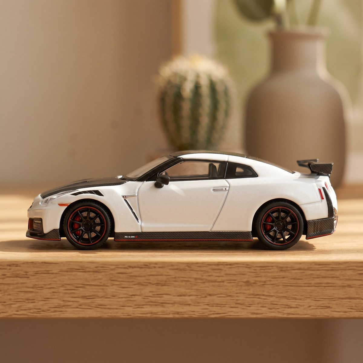 MiniGT 1045 1:64 - profil