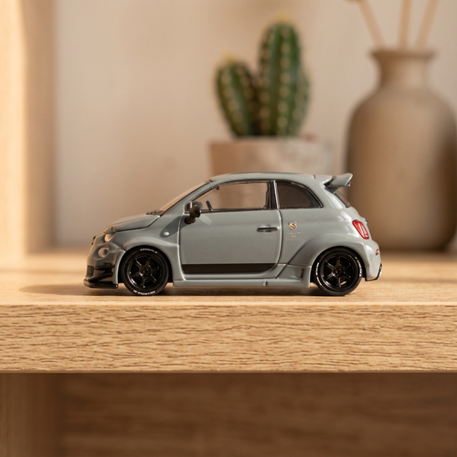 MiniGT 995 1:64 - profil